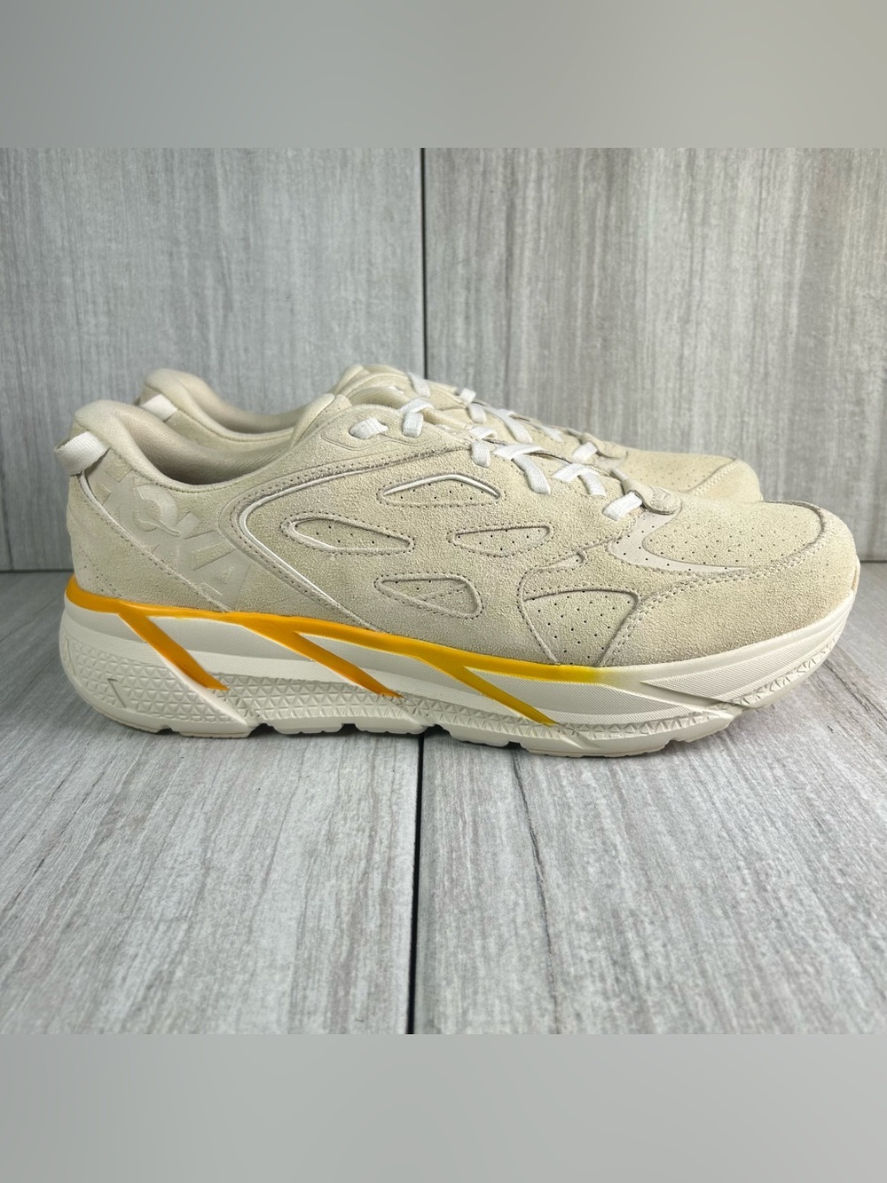 NEW Hoka One One Clifton L Suede Cream Beige Running Sneakers Men’s Size 14